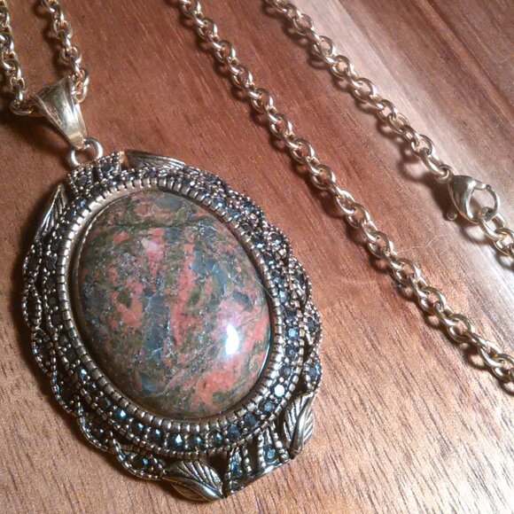 Unakite and Marcasite Goldtone Pendant Necklace - Picture 4 of 15